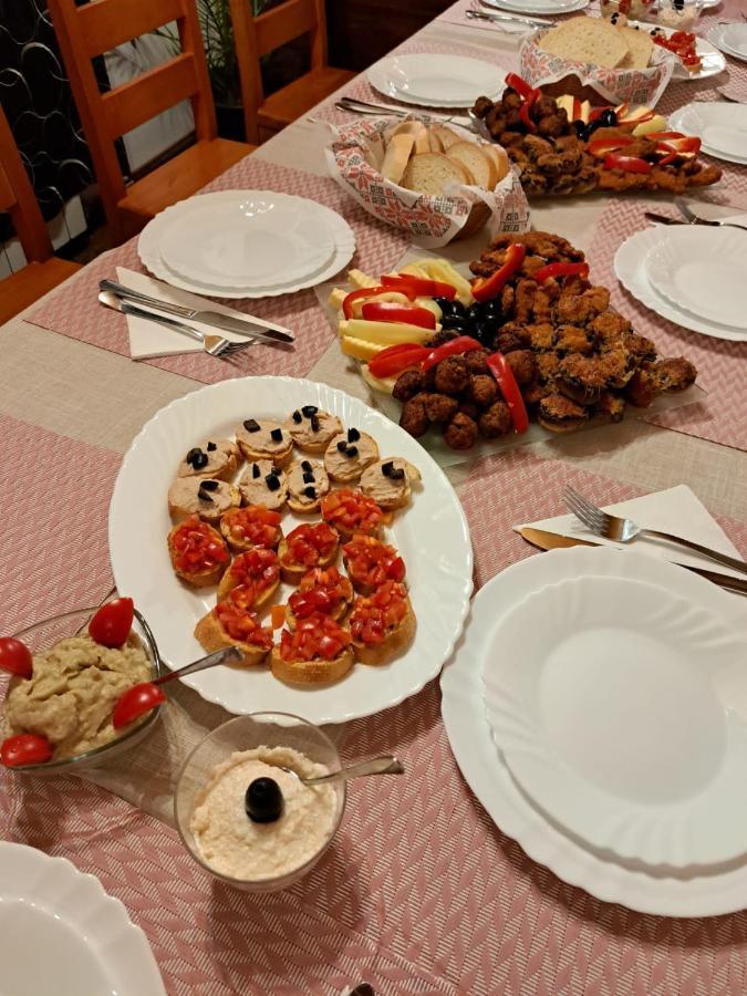 Hanul Doftana Trăisteni Eksteriør bilde